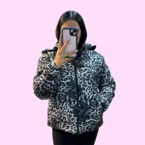 کاپشن پلنگی کلاهدار